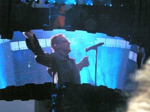 U2-2009-07-18-16
