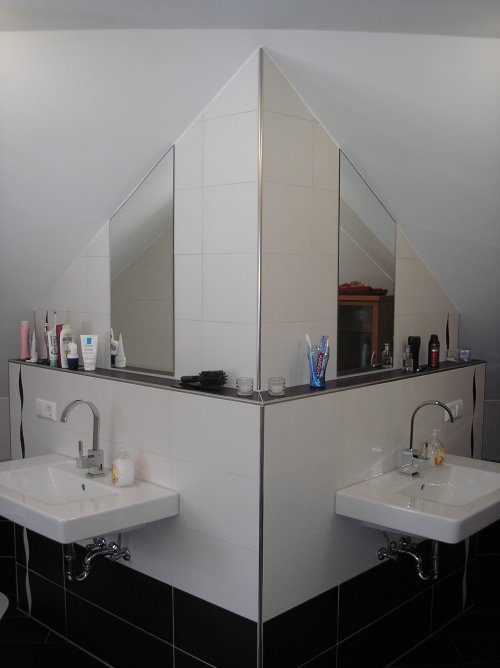 2009-02-12-badezimmer-waschbecken3